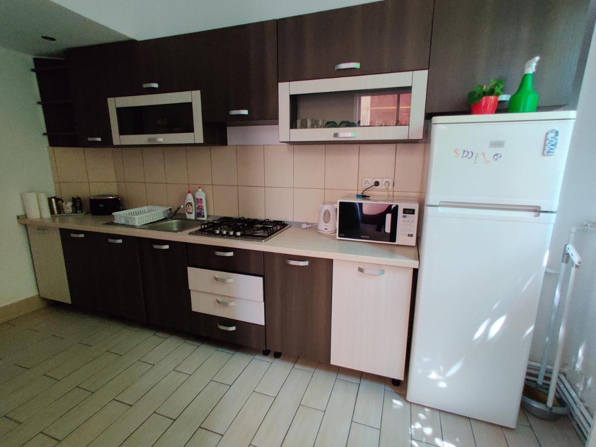 Satu Mare Apartments Exteriör bild